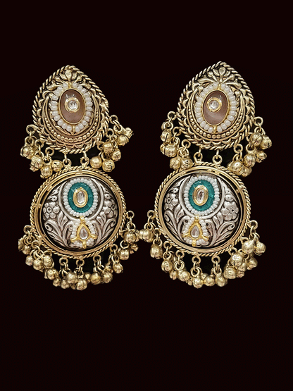 Leaf shaped top with kundan on stone dual finish ghunghru hanging earring(L-10cm)
