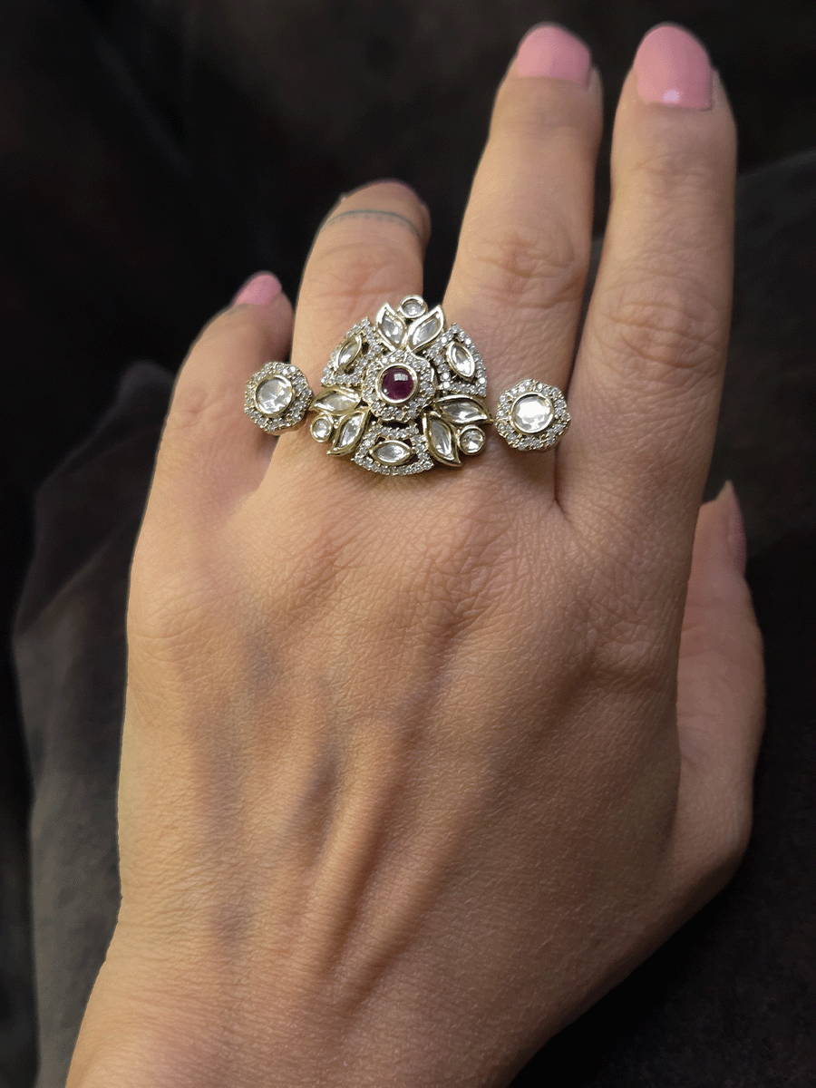 Triangular center with circular sides zircon and moissanite adjustable double finger ring