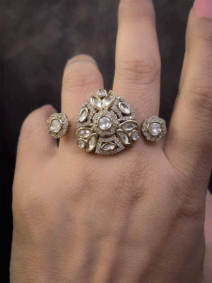 Triangular center with circular sides zircon and moissanite adjustable double finger ring