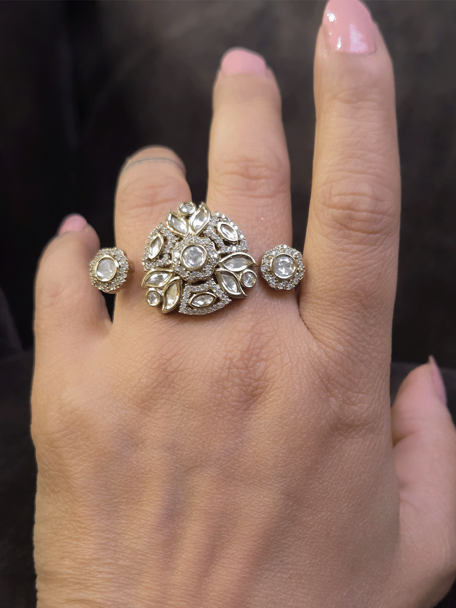 Triangular center with circular sides zircon and moissanite adjustable double finger ring