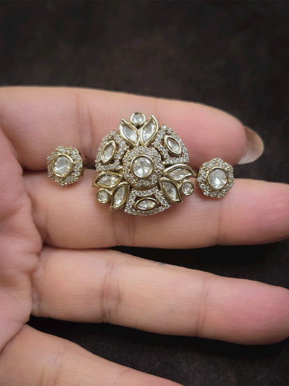 Triangular center with circular sides zircon and moissanite adjustable double finger ring