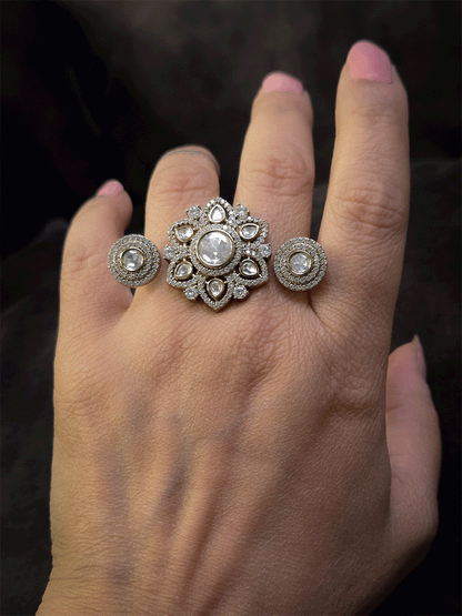 Zircon and moissanite adjustable flower design double finger ring