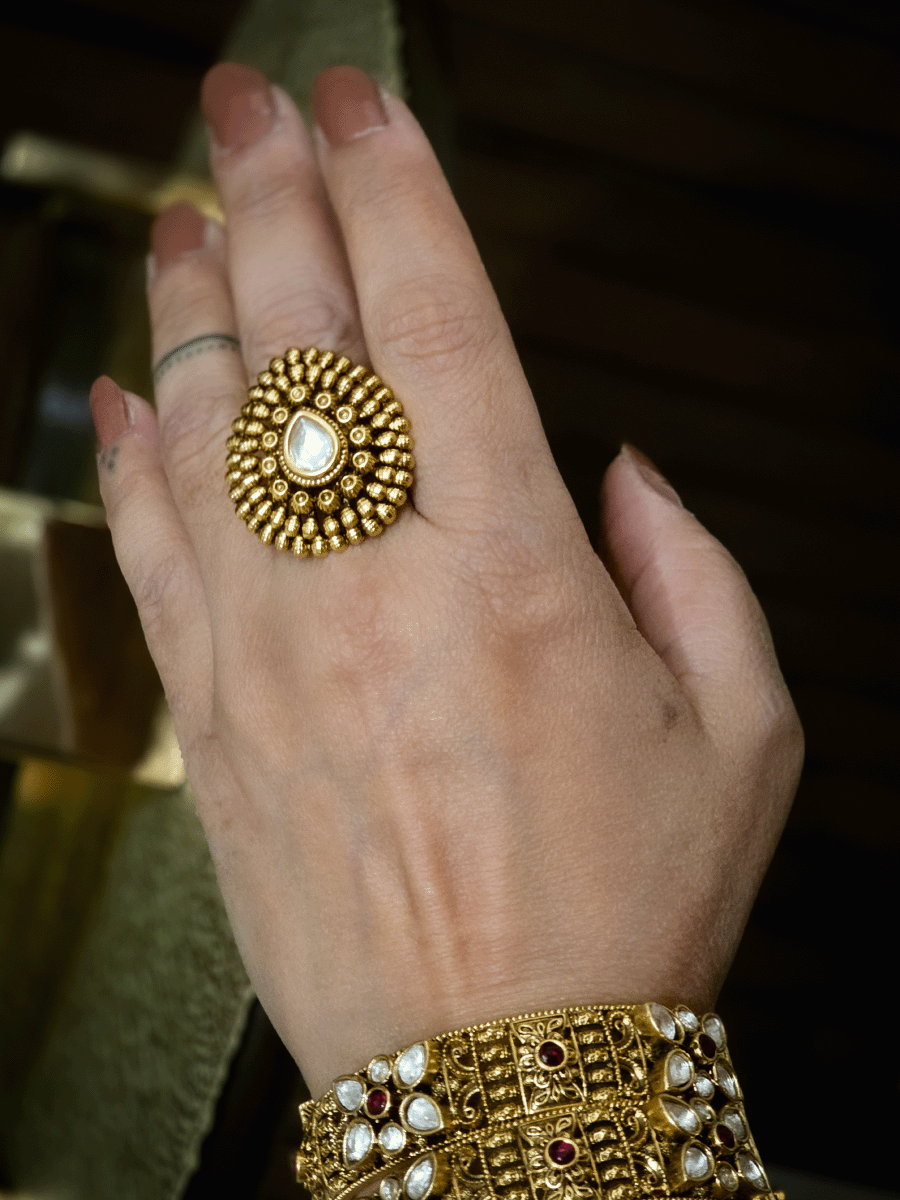 Leaf shaped adjustable ring with kundan in center