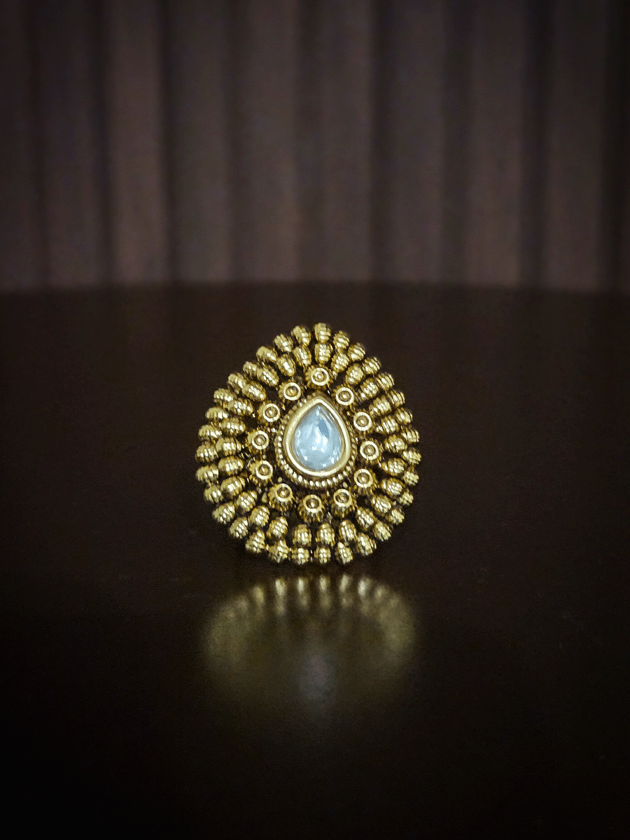 Leaf shaped adjustable ring with kundan in center