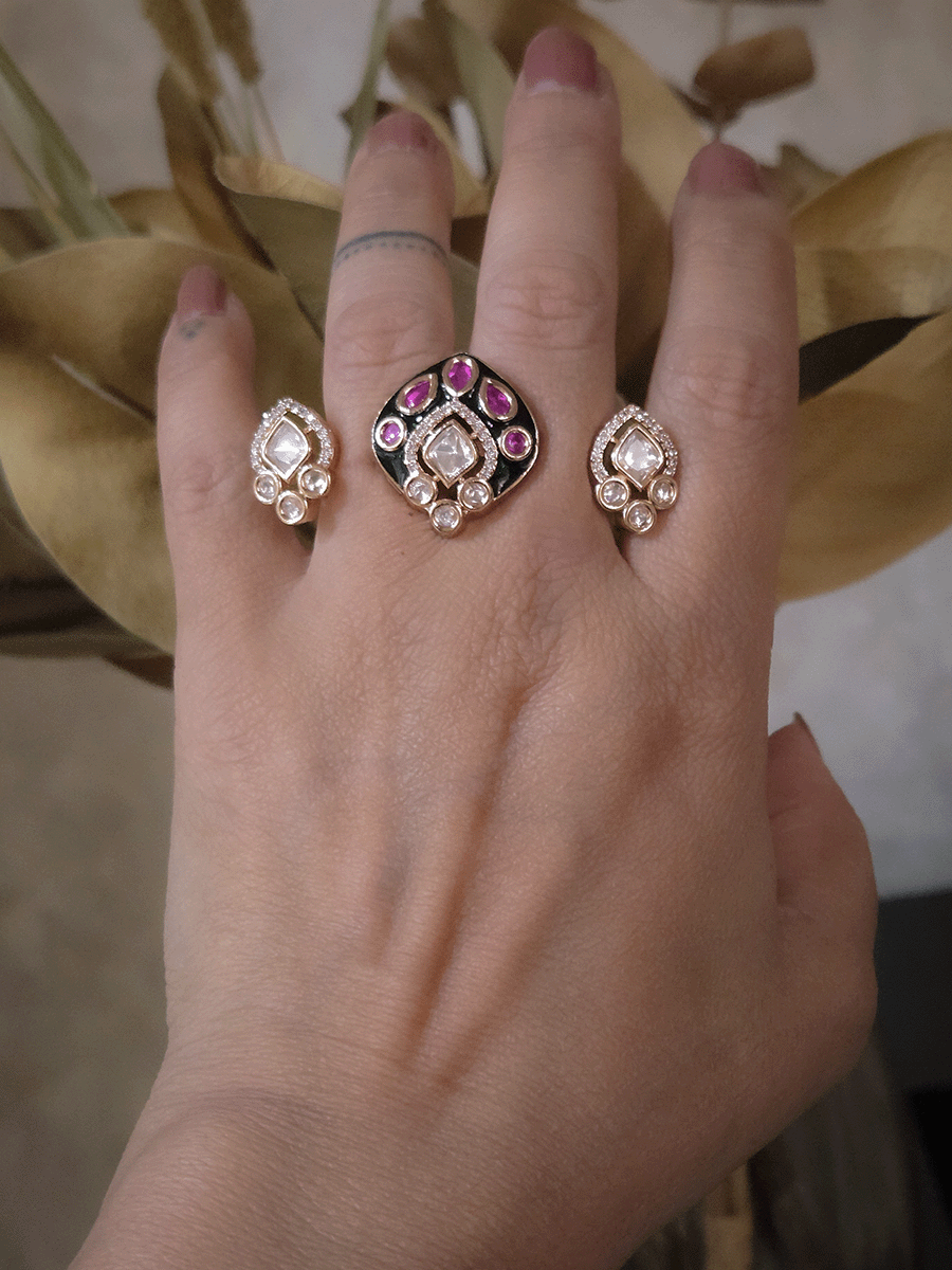 Double finger adjustable green enamel moissanite ring