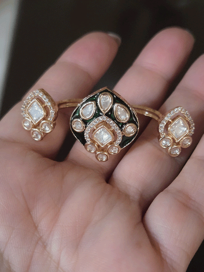 Double finger adjustable green enamel moissanite ring