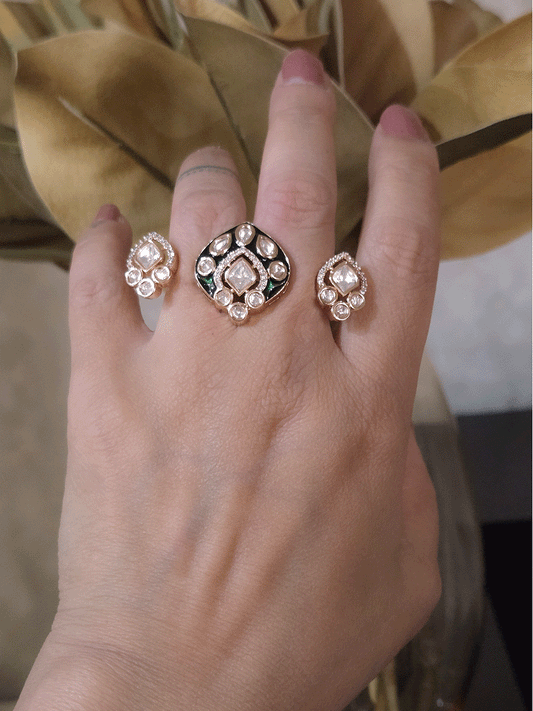 Double finger adjustable green enamel moissanite ring