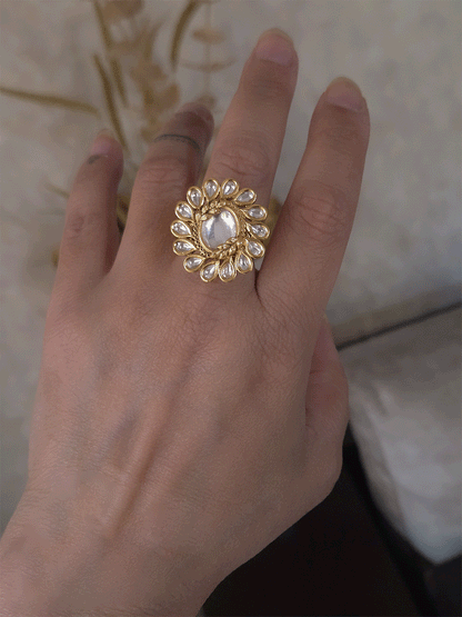 Coloured oval stone with leaf design carving kundan adjustable ring