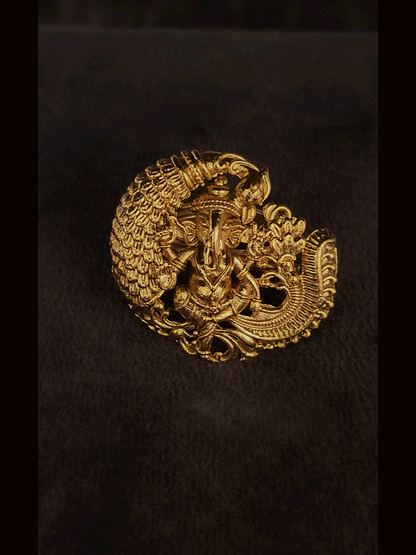 Ganpatiji motif covering one side peacock openable ring