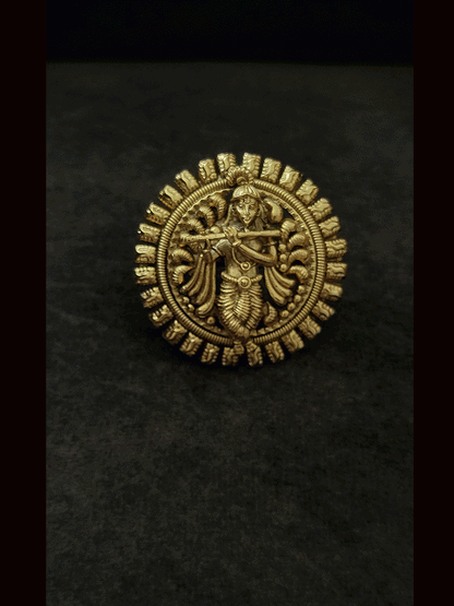 Adjustable krishna ring with rectangular self design lace