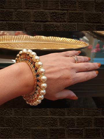 Set of two openable pearl pacheli's with jadau sides - Odara Jewellery