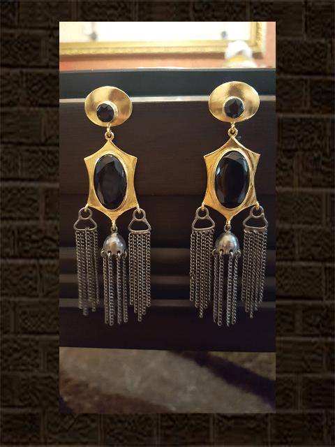 Stylish black stone earrings with gold and black polish