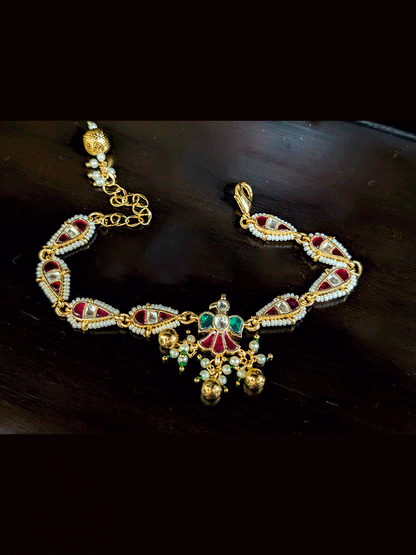 Peacock with ghunghru hanging center leaf side chain with pirohi bracelet