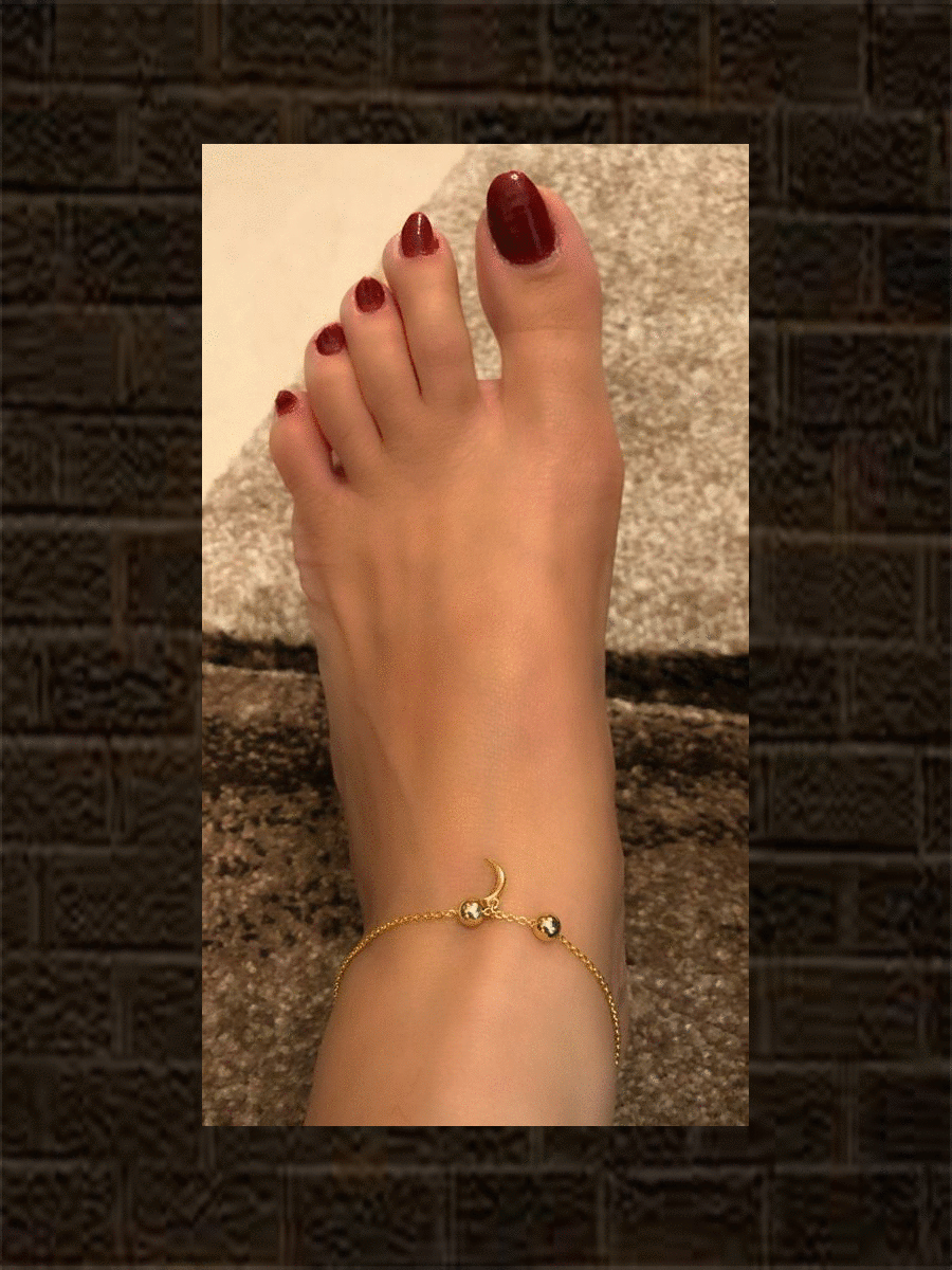 Sterling silver anklet with two gold beads and hanging half moon charm (single) - Odara Jewellery
