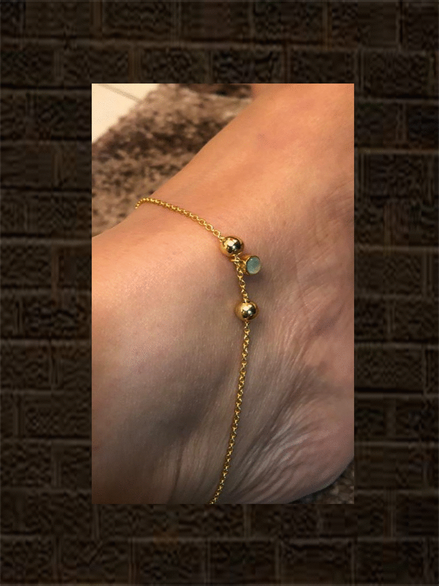Sterling silver anklet with two gold beads and an aqua chalcedony cut hanging charm(single) - Odara Jewellery