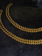 Load image into Gallery viewer, Double gold bead line with flower engraved anklets - Odara Jewellery