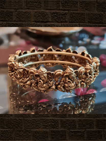 Set of two openable Ganpati ji kada's - Odara Jewellery