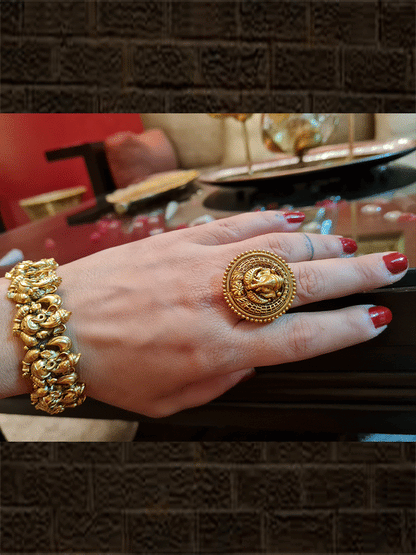 Set of two openable Ganpati ji kada's - Odara Jewellery