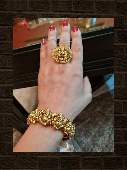 Set of two openable Ganpati ji kada's - Odara Jewellery