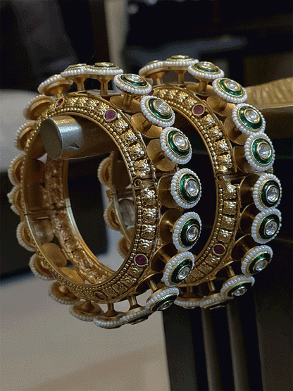 Kundan with enamel and pirohi openable pacheli with ruby stones on sides(Set of two) - Odara Jewellery