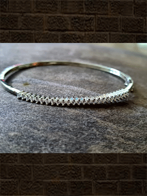 Single line AD openable bracelet (fits to size 2'4 and 2'6) - Odara Jewellery