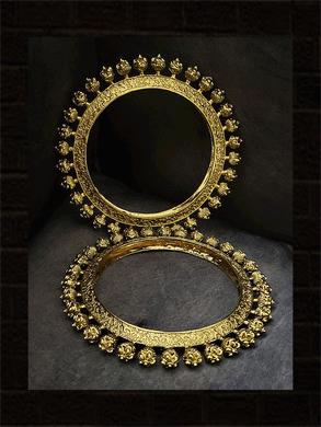 Set of two non openable self design pacheli with flower top design