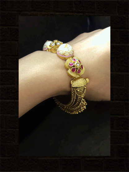 Single openable ghunghru hanging kada with pink and white enamel work
