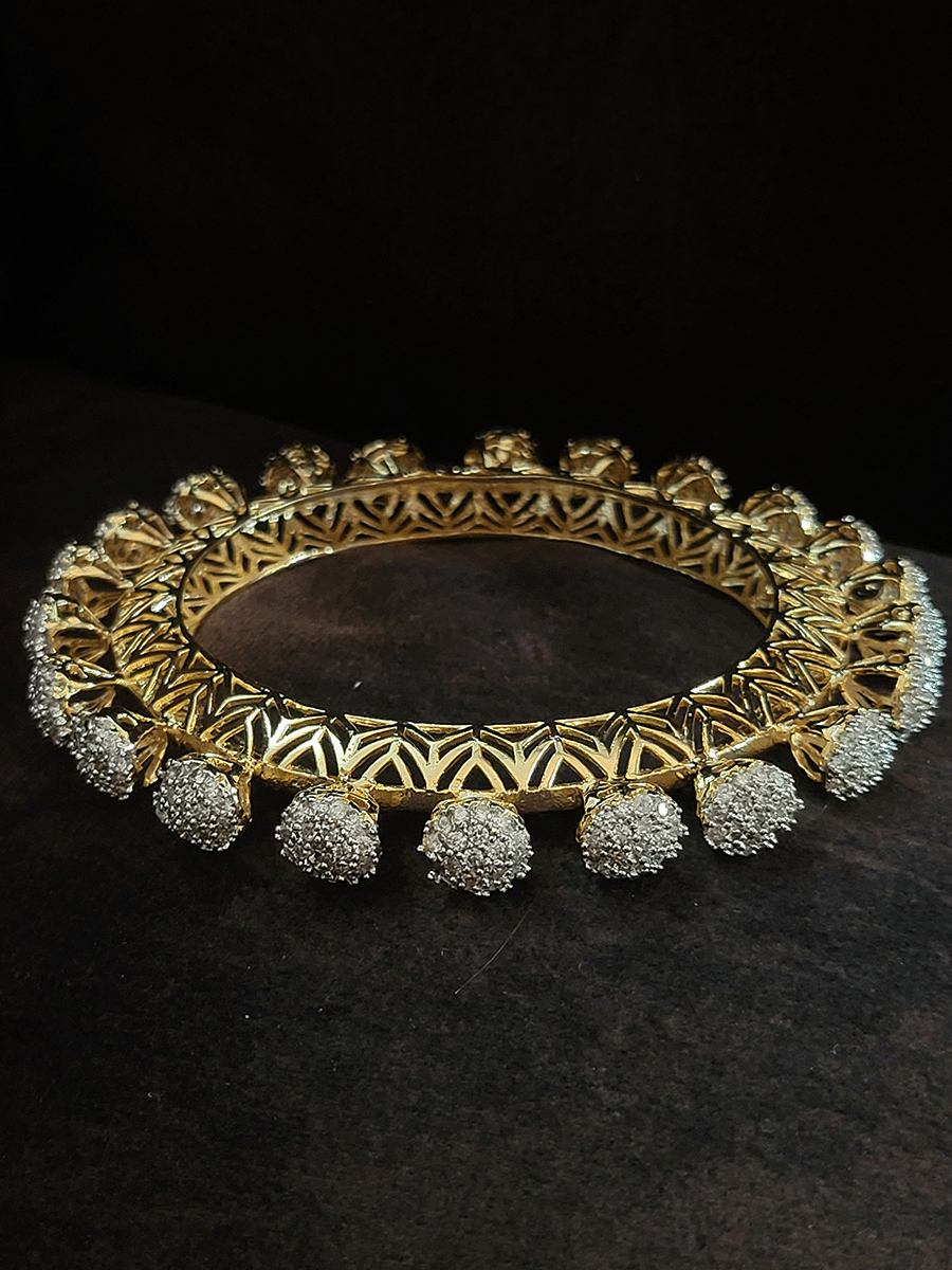 Set of two zircon studded pacheli kadas