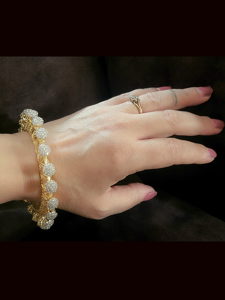 Set of two zircon studded pacheli kadas