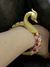 Load image into Gallery viewer, Peacock design single openable kada with ruby and white stones