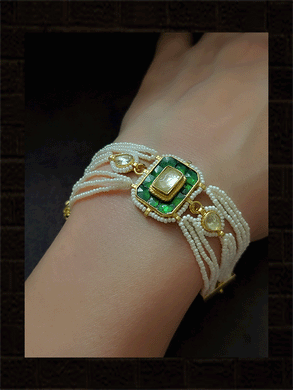 Rectangular center pacchi kundan with side multiple cheed strings bracelet - Odara Jewellery
