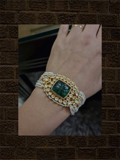 Rectangular coloured stones in center of bold kundan adjustable bracelet with side cheed strings - Odara Jewellery
