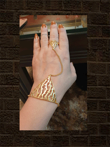 Triangular shape wave cutout design ring with chain handcuff - Odara Jewellery