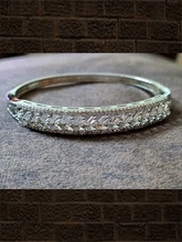 Load image into Gallery viewer, Baguette setting in between two AD lines openable bracelet(fits to 2&#39;6) - Odara Jewellery
