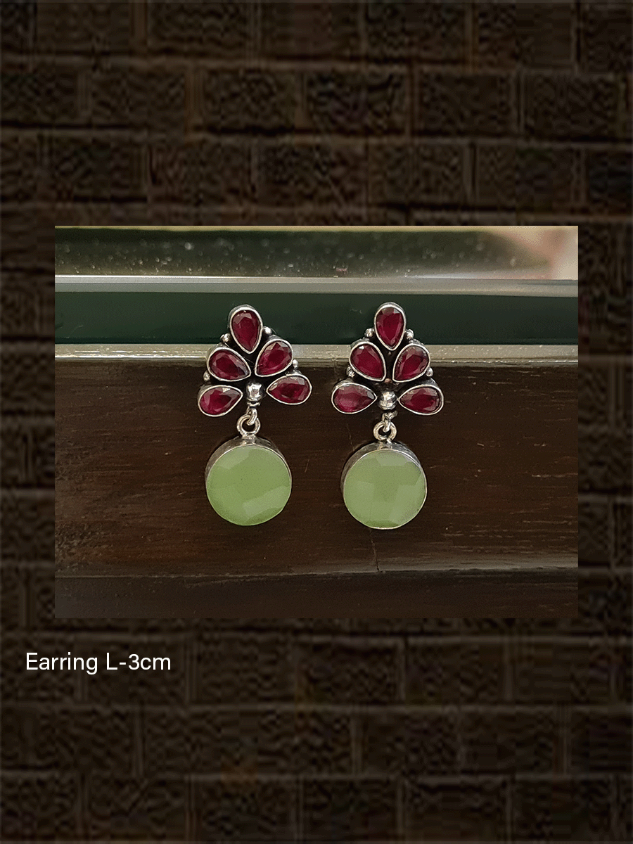 Round stone drop leaf top design earrings - Odara Jewellery
