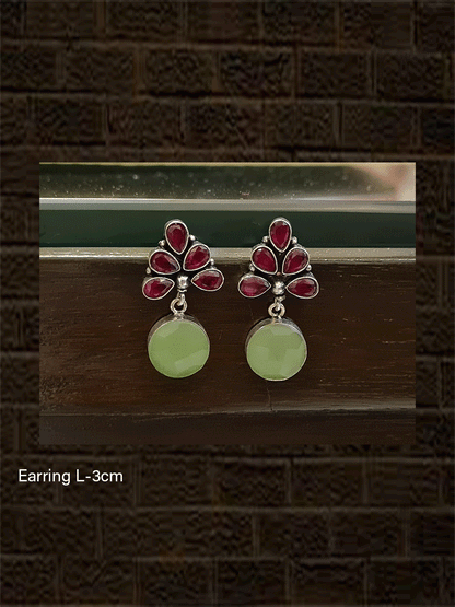 Round stone drop leaf top design earrings - Odara Jewellery