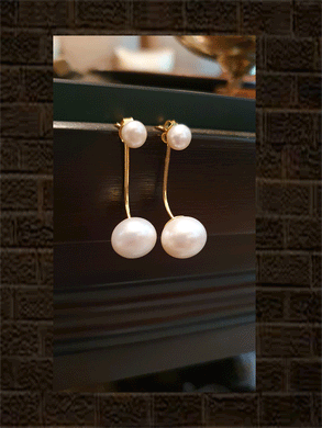 Sterling silver pearl cabushion earring with gold finish(gm wt-6.072gm) - Odara Jewellery