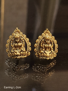 Leaf design laxmiji studs(L-2cm)