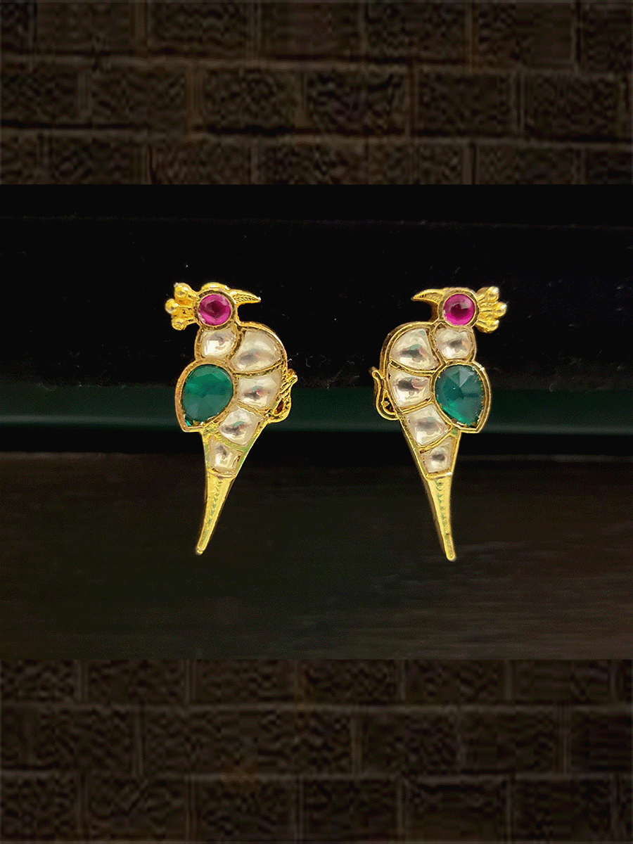 Small peacock pacchi kundan earrings - Odara Jewellery