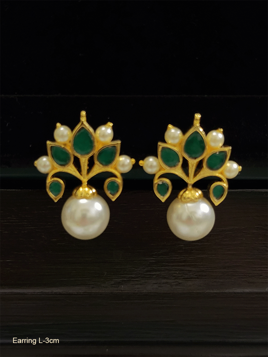 Half flower design earring with pearl drop - Odara Jewellery