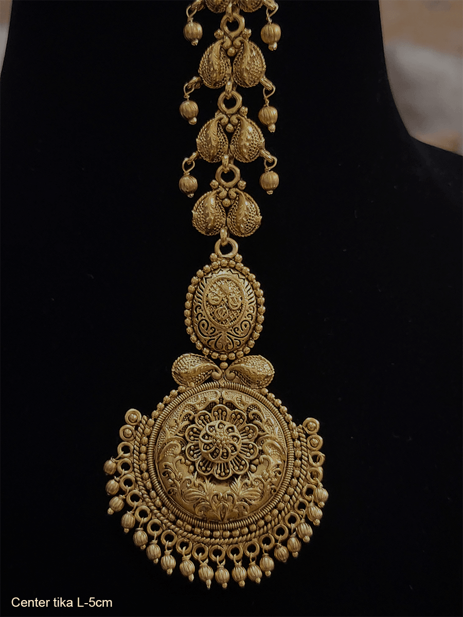 Gold plated self design with flower top oval tukdi maangtika - Odara Jewellery