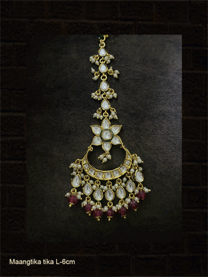Kundan flower top maangtika with dark pink beads drops