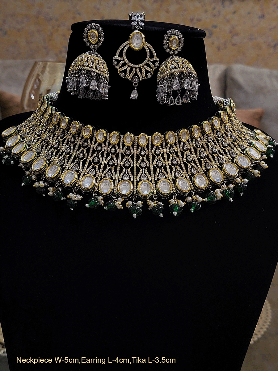 Kundans on both edges of black and gold finish AD set with coloured drops - Odara Jewellery