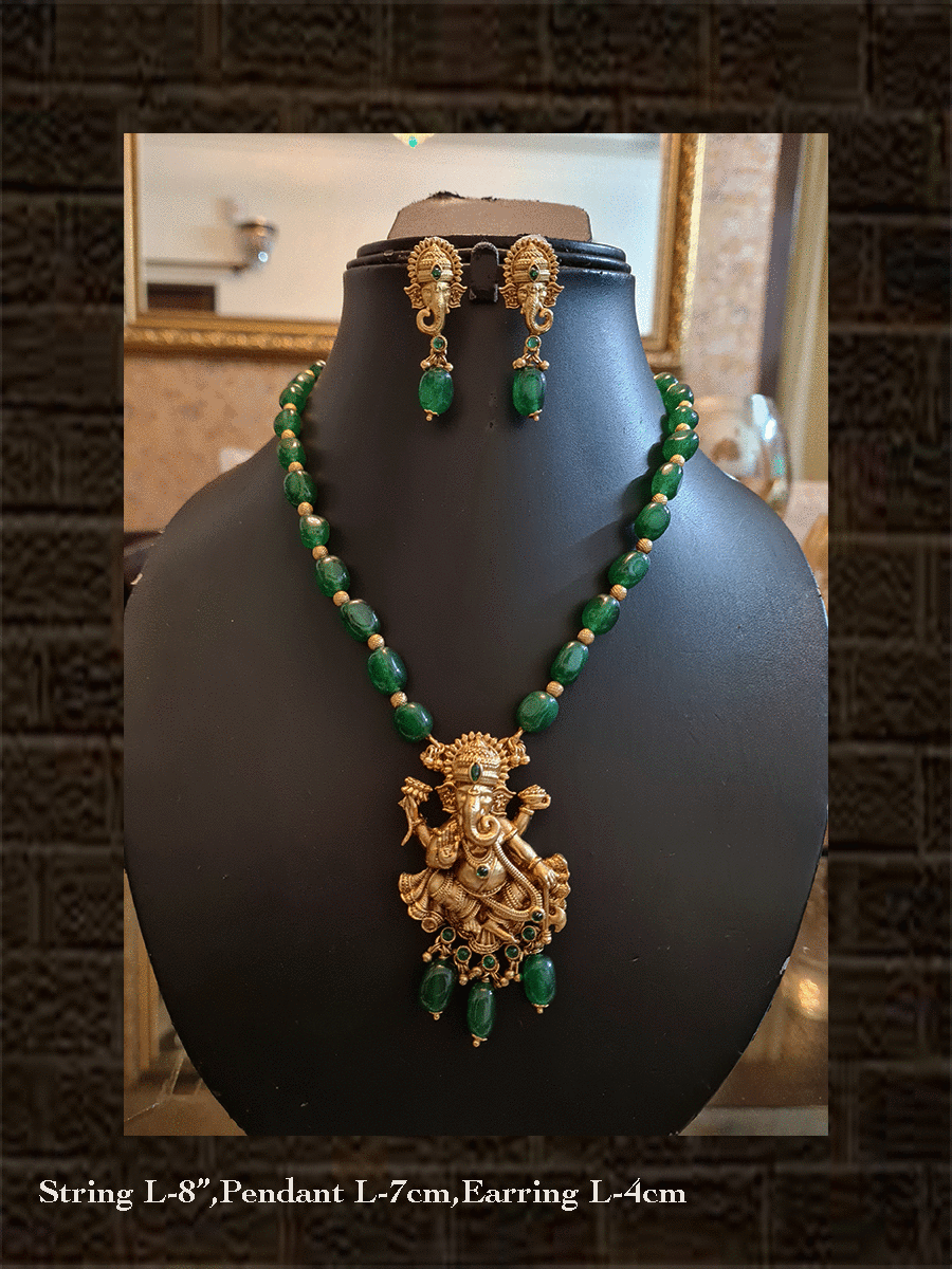 Ganpati ji pendant with green bead drops and green bead string - Odara Jewellery
