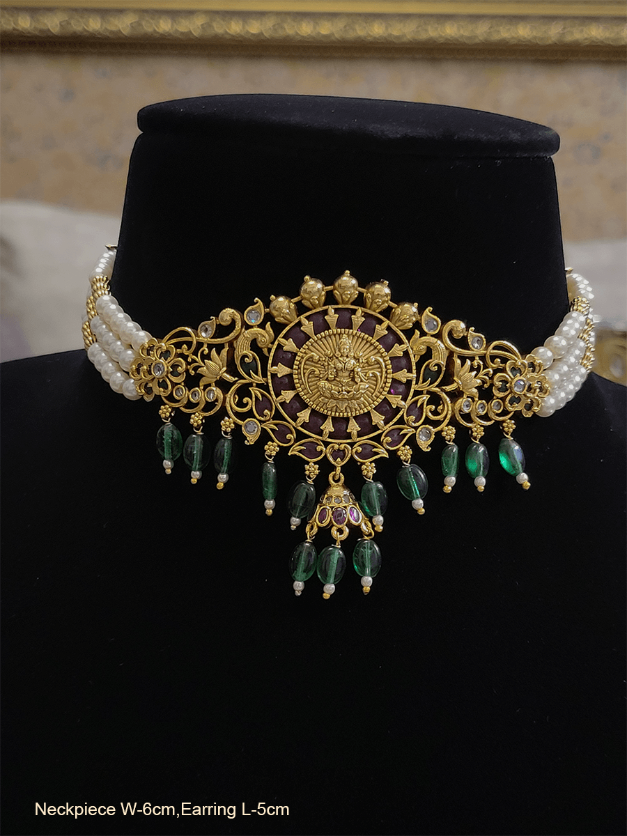 Laxmiji motif in circular design choker with side intricate design and green bead drops - Odara Jewellery