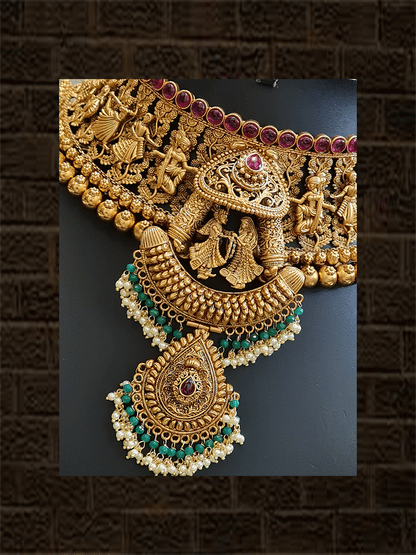 Varmala design broad choker set with long leaf design pendant in the middle with green bead and pearl bead detailing - Odara Jewellery