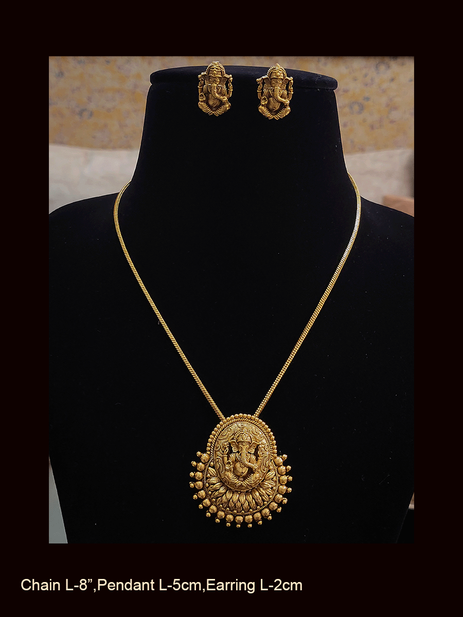 Self design ganpatiji pendant set with chain