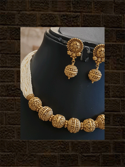Seven matar beads in multiple cheed strings set - Odara Jewellery