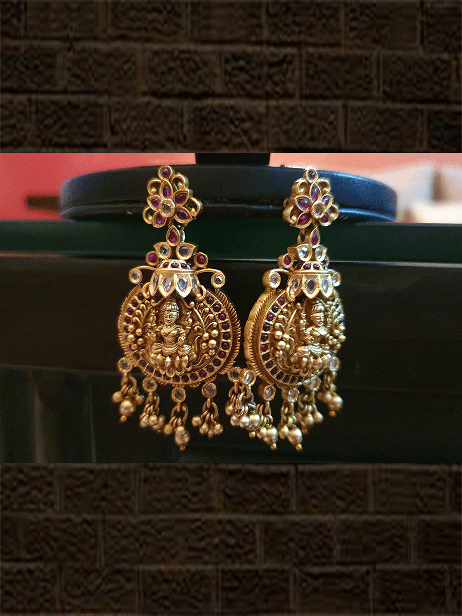 Ruby stones and kundan embedded in laxmiji motif choker set with peacock tukdies - Odara Jewellery