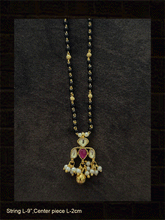 Load image into Gallery viewer, Pacchi kundan inverted flower mangalsutra - Odara Jewellery